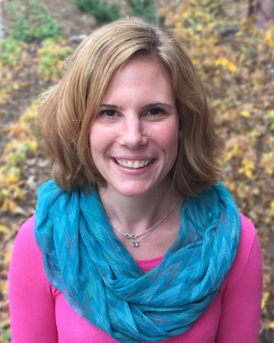 Photo of Libby Hallas-Muchow
